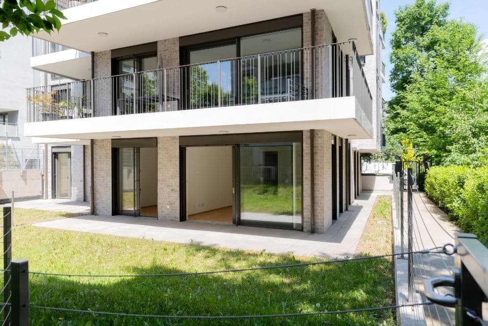 Gartenresidenz der Park Suites mit Terrasse und Garten im Erdgeschoss